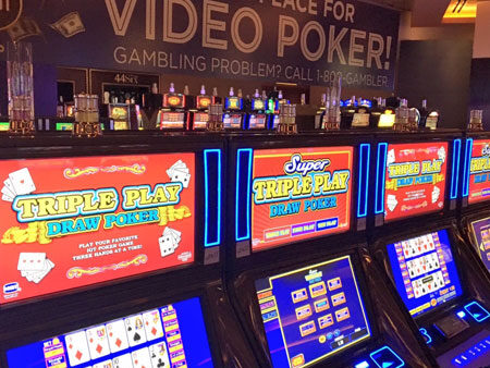 How to Play Video Poker the Right Way [Full Guide]